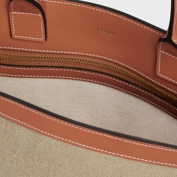 セリーヌ スモール バーティカルカバ ハンドバッグ 偽物 192082DFT.02NT